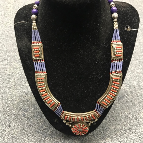 Jewelry - Sterling Silver Necklace.  LG/CL/GR01